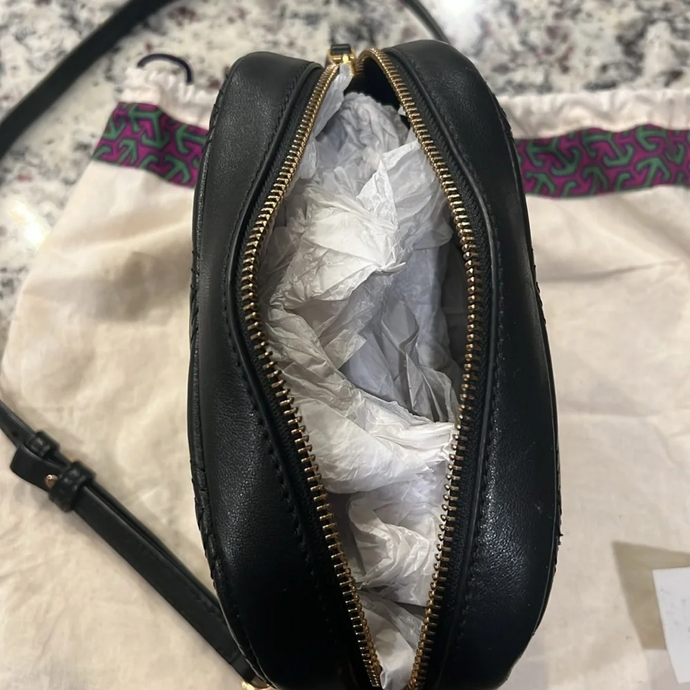 Tory Burch Fleming Soft Camera Bag - Black - Picture 6 of 11